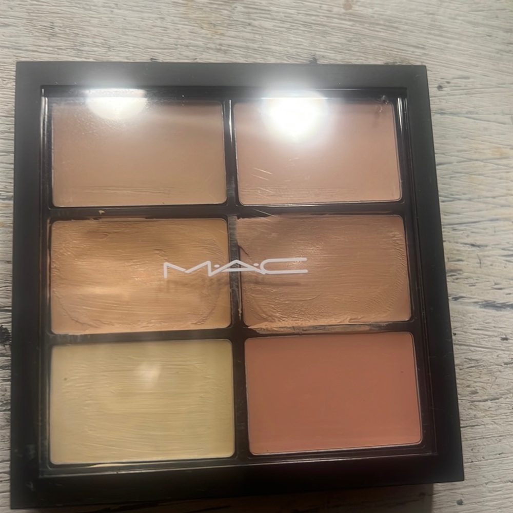 COPY - MAC Studio Fix Concealer Pallette